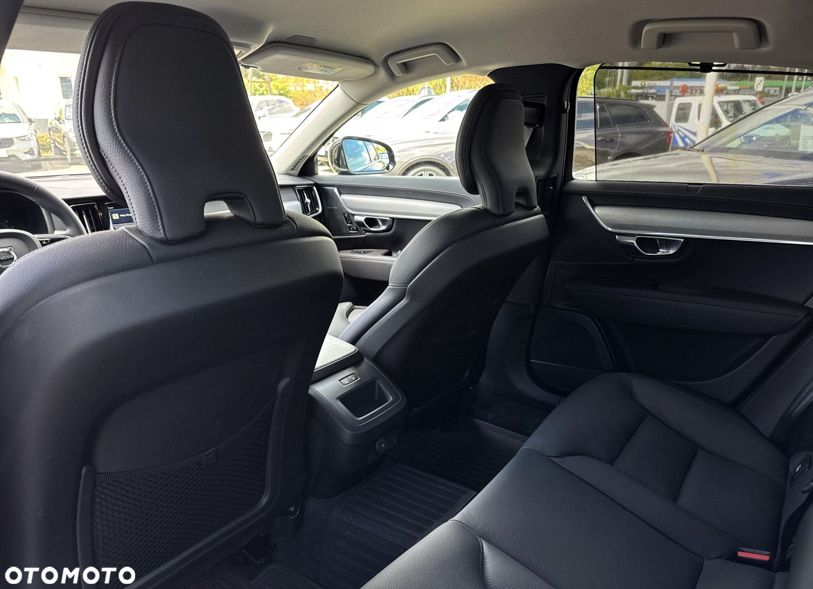 Volvo S90 - 32