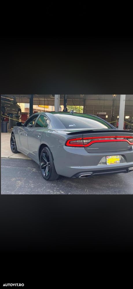Dodge Charger - 3