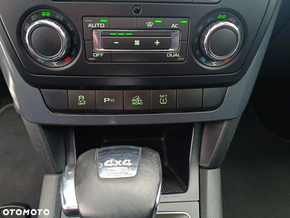 Skoda Yeti 2.0 TDI DPF 4x4 Edition DSG - 29