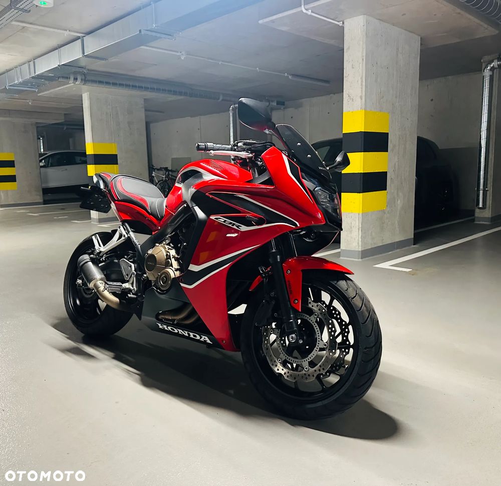 Honda CBR - 1