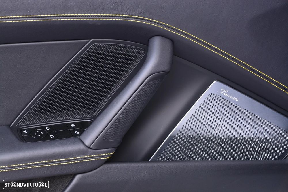 Porsche 911 (992) Turbo S PDK - 32