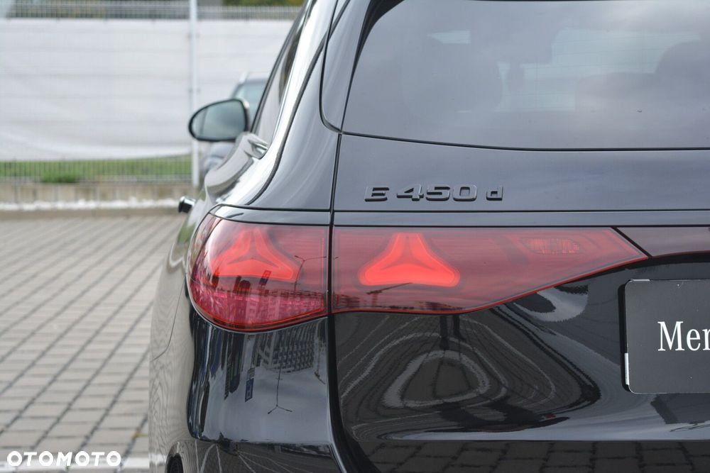 Mercedes-Benz Klasa E - 9