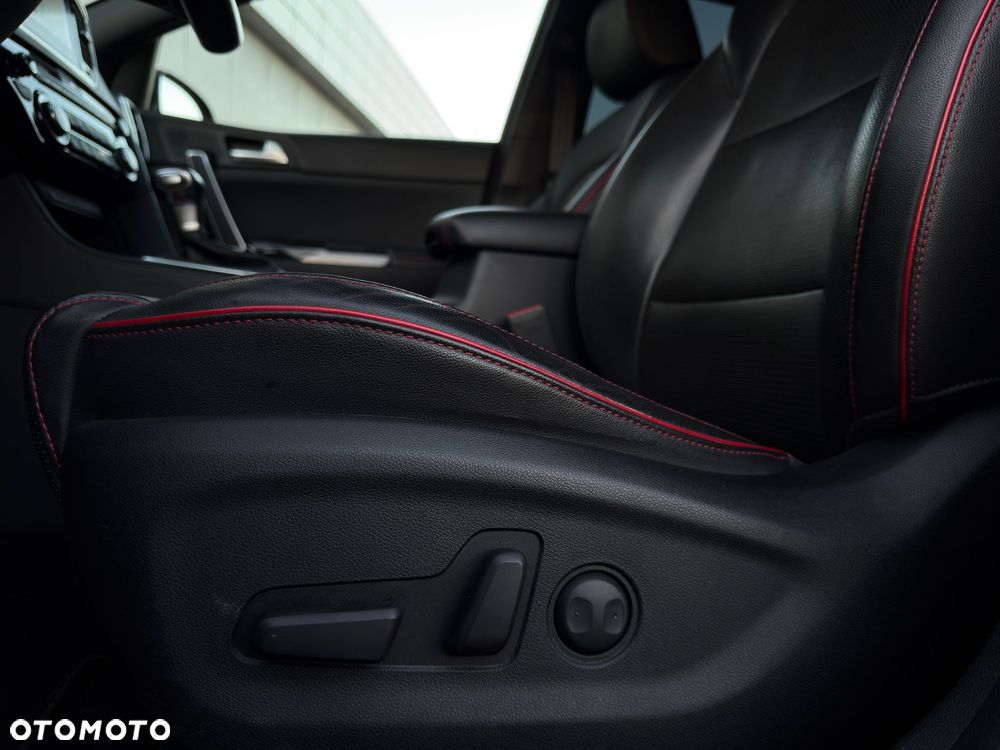 Kia Sportage 2.0 CRDI AWD Eco-Dynamics+ (48V M-H) GT LINE - 23