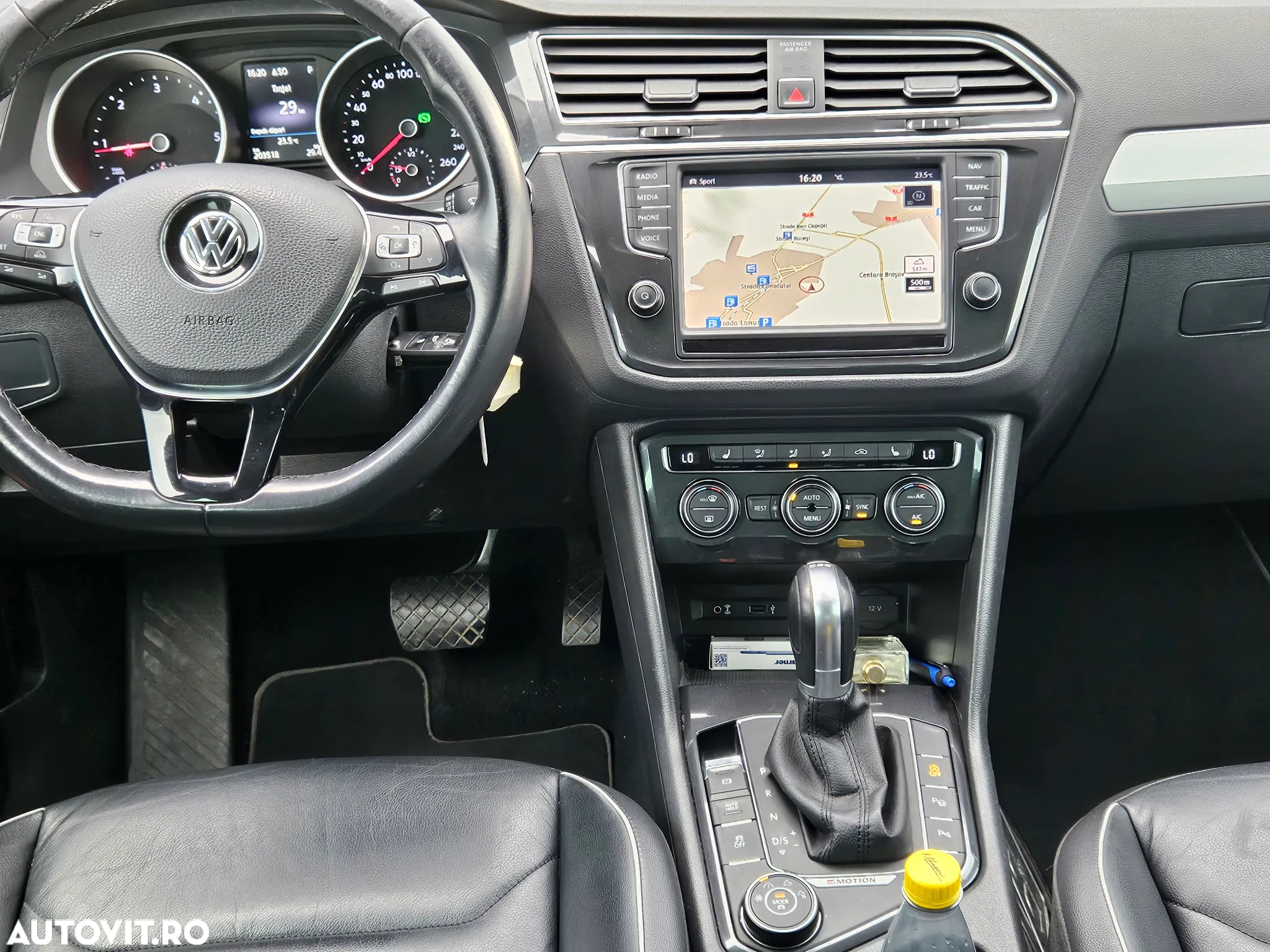 Volkswagen Tiguan 2.0 TDI 4Mot DSG Comfortline - 8