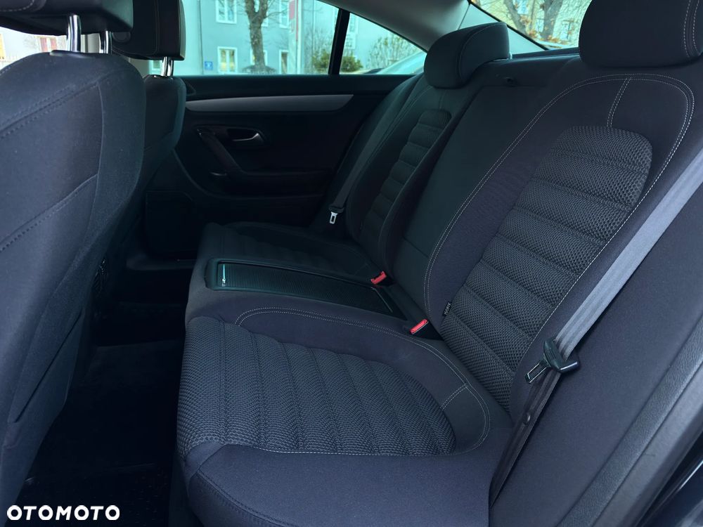 Volkswagen CC 2.0 TDI BlueMotion Technology - 32