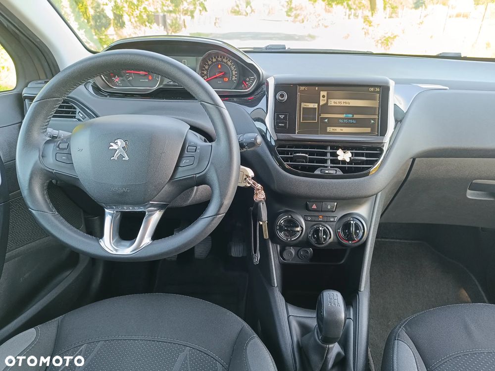 Peugeot 208 PureTech 82 Active - 28