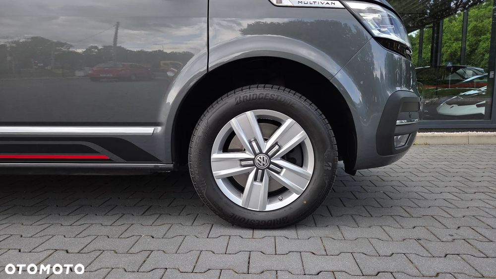Volkswagen Multivan - 33