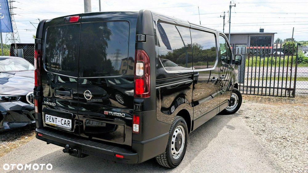 Opel Vivaro - 8
