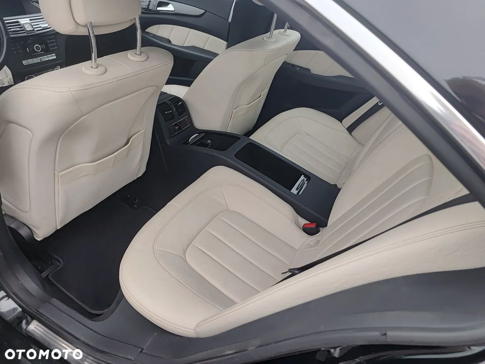 Mercedes-Benz CLS 350 BlueTEC 7G-TRONIC - 30