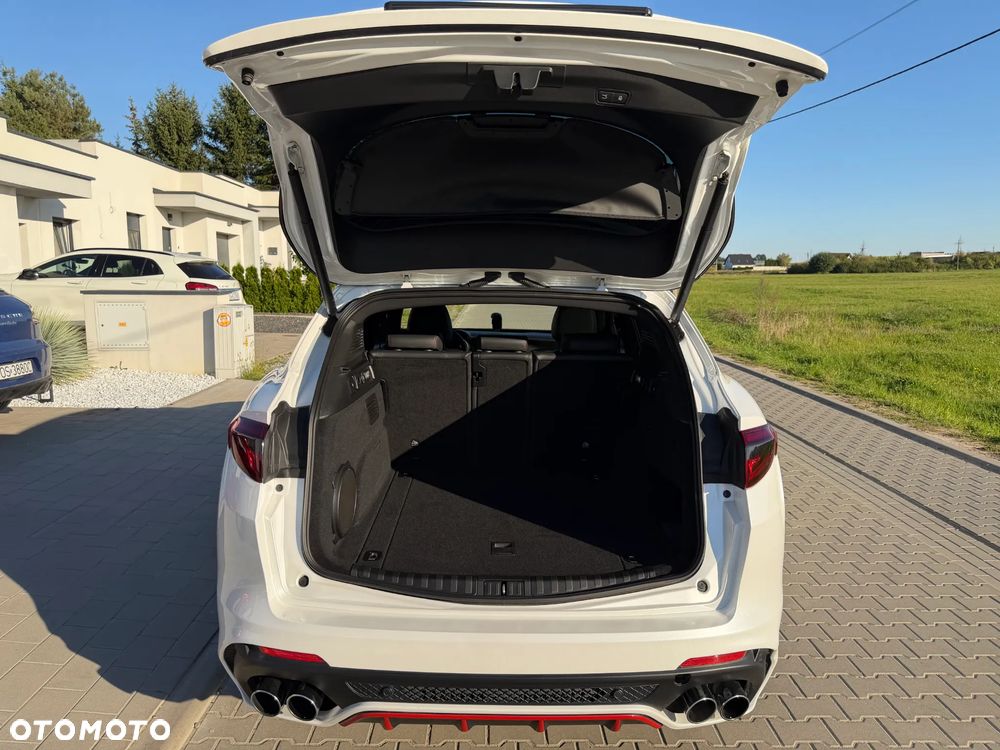 Alfa Romeo Stelvio 2.9 V6 Bi-Turbo Quadrifoglio Q4 - 25