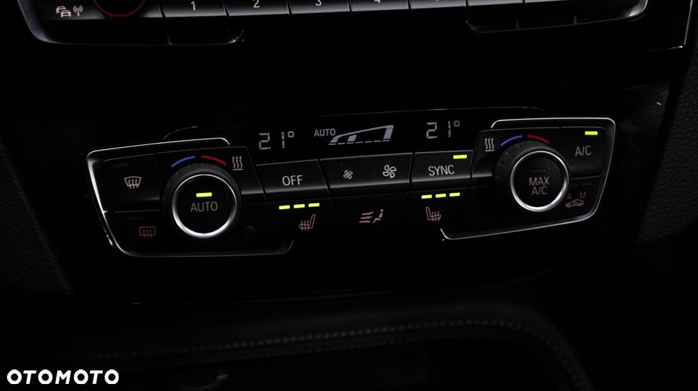 BMW X2 sDrive18i GPF Advantage - 26