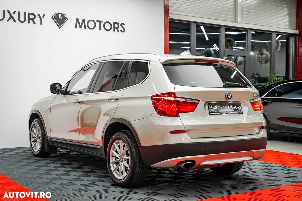 BMW X3 xDrive20d - 11