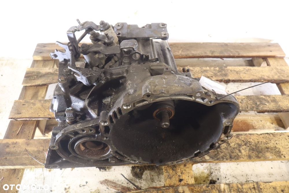 SKRZYNIA BIEGÓW 5 BIEGOWA KIA SPORTAGE II LIFT 2.0CRDI S714J - 5