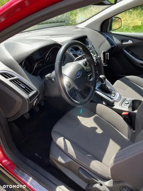 Ford Focus 1.6 Ambiente - 10