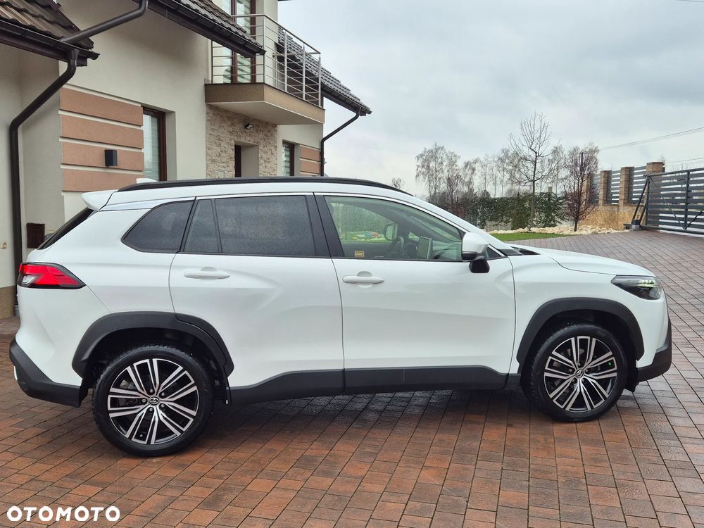 Toyota Corolla Cross - 3