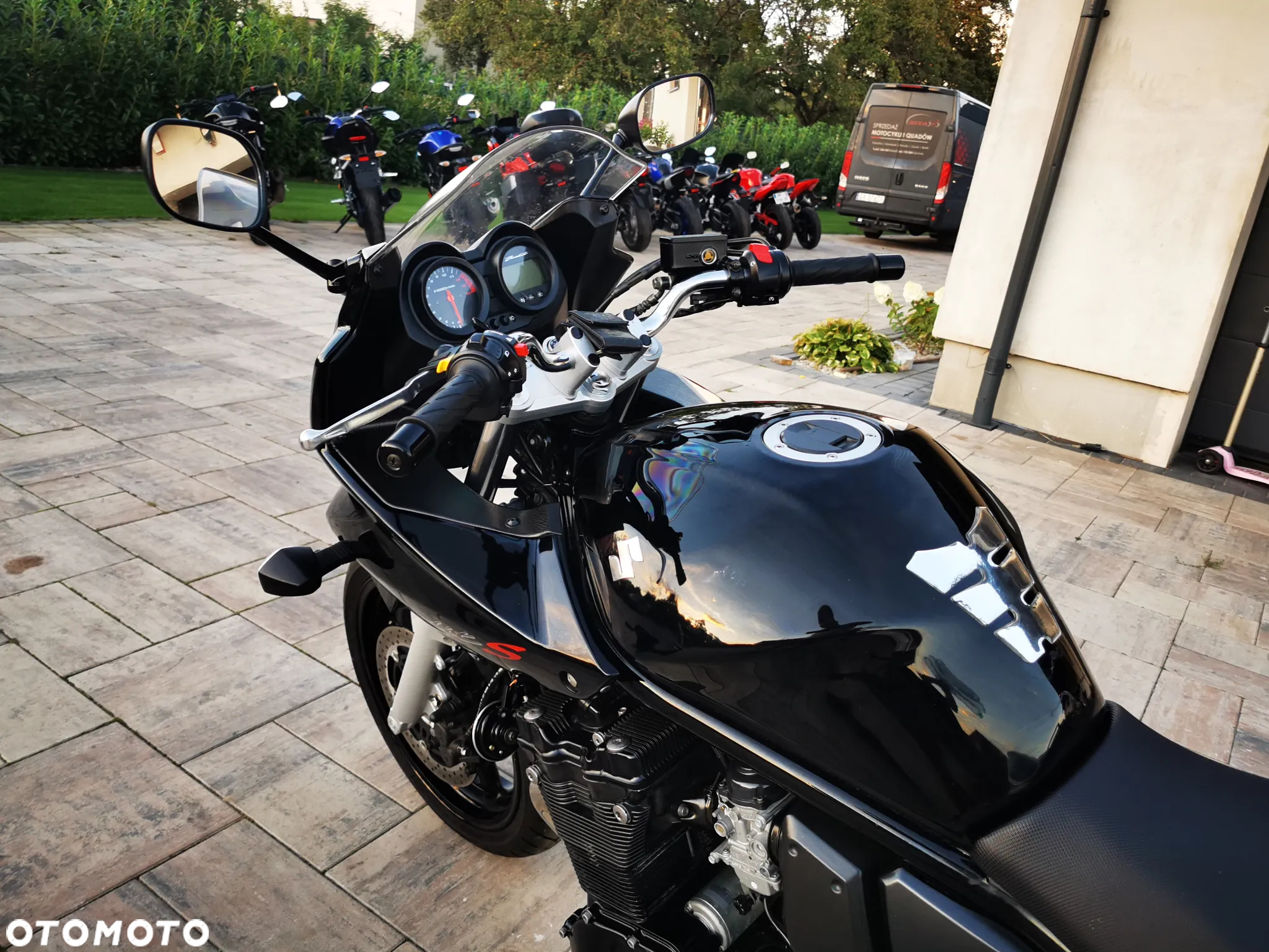 Suzuki Bandit - 9