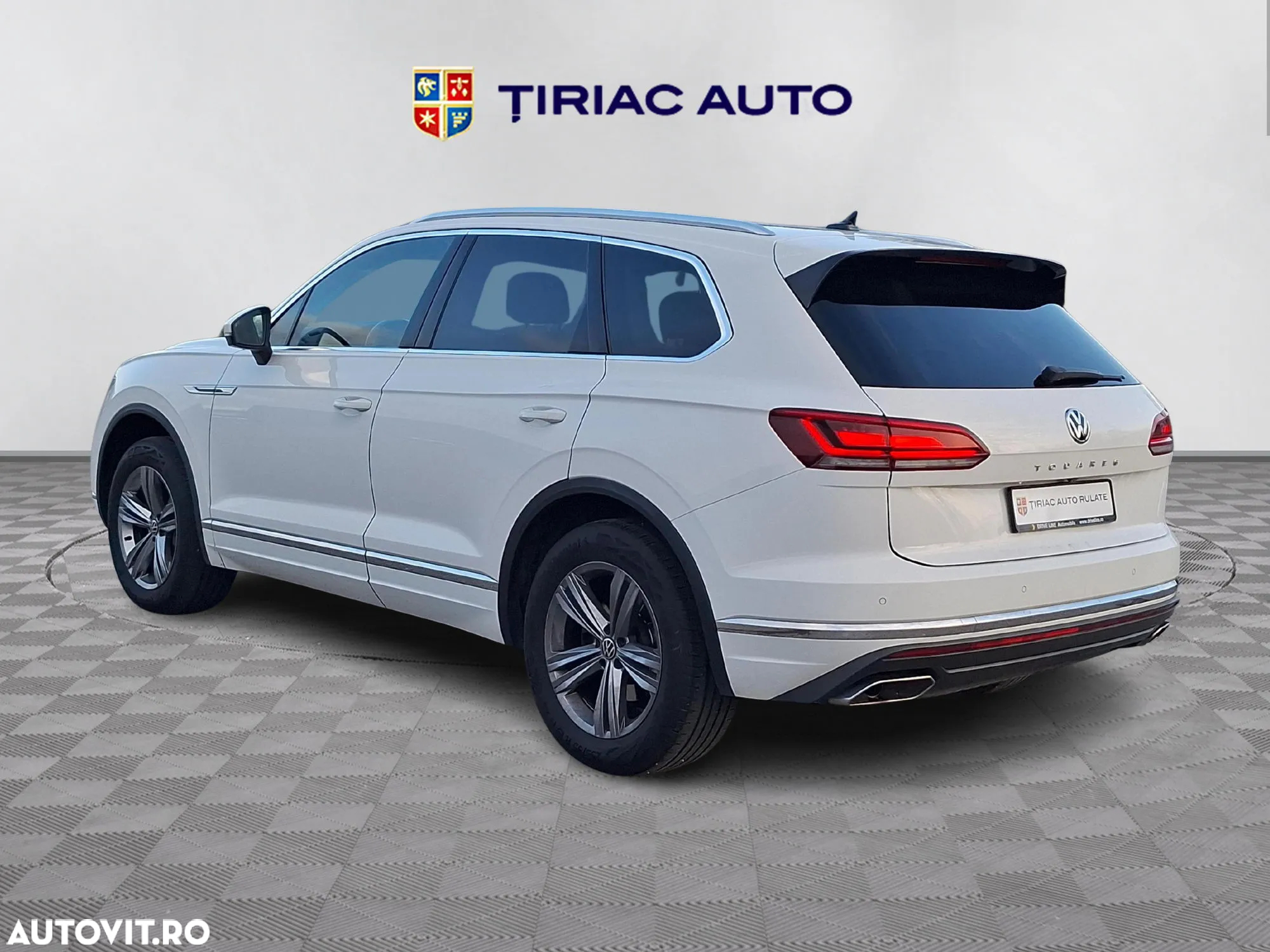 Volkswagen Touareg - 3