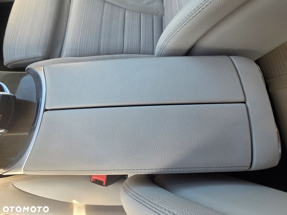 Mercedes-Benz Klasa C 200 7G-TRONIC Exclusive - 19