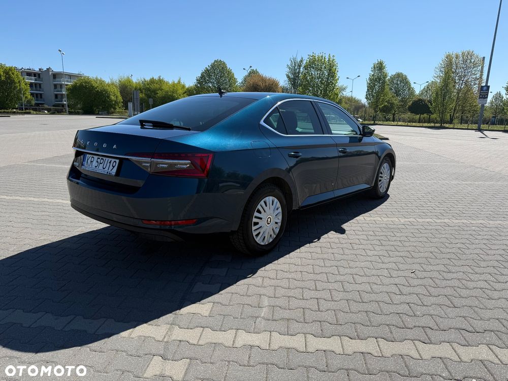 Skoda Superb 1.5 TSI ACT Ambition - 3