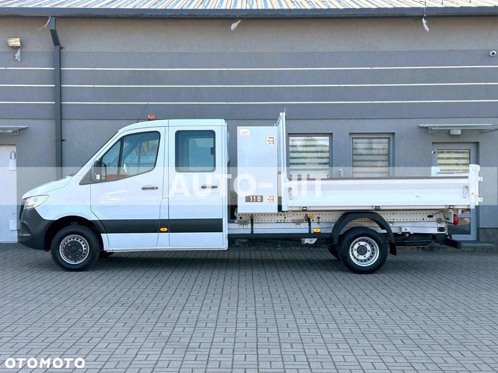 Mercedes-Benz Sprinter - 13