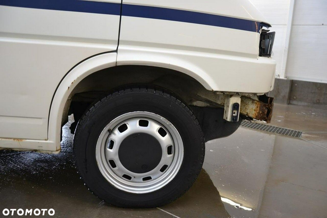 Volkswagen Transporter - 19