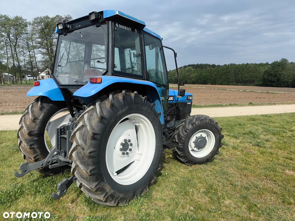 New Holland 7740 - 4