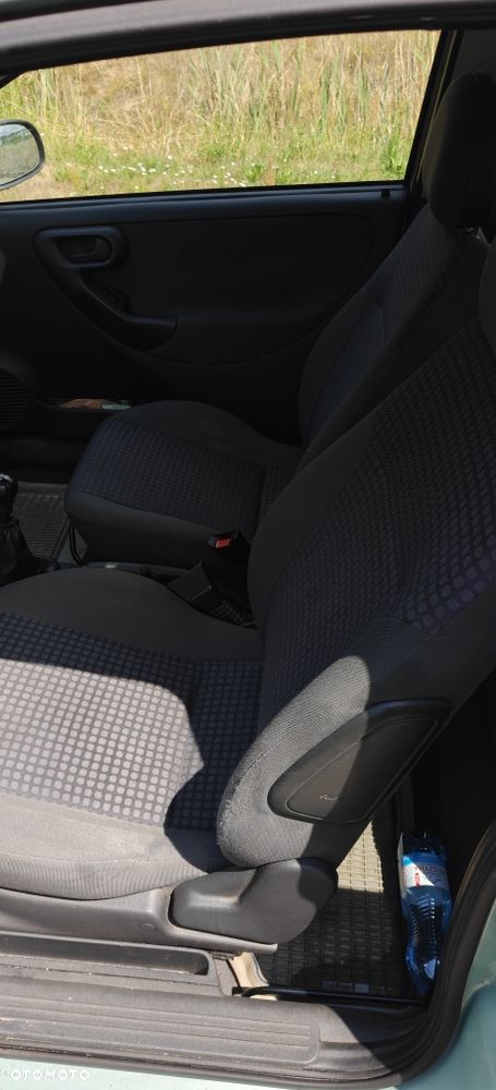 Opel Corsa - 7