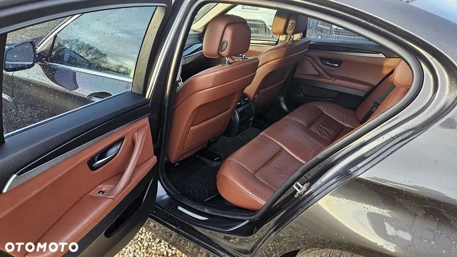 BMW Seria 5 520d Modern Line - 12