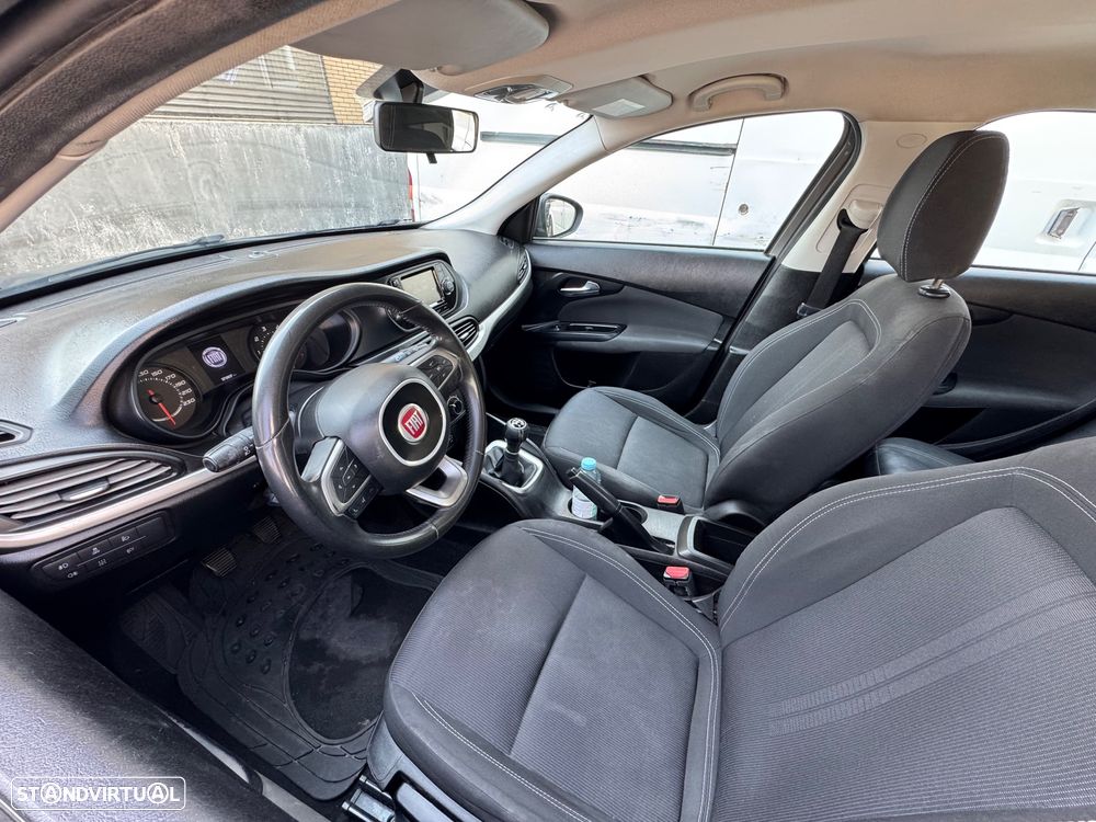 Fiat Tipo Station Wagon 1.3 M-Jet Street - 13