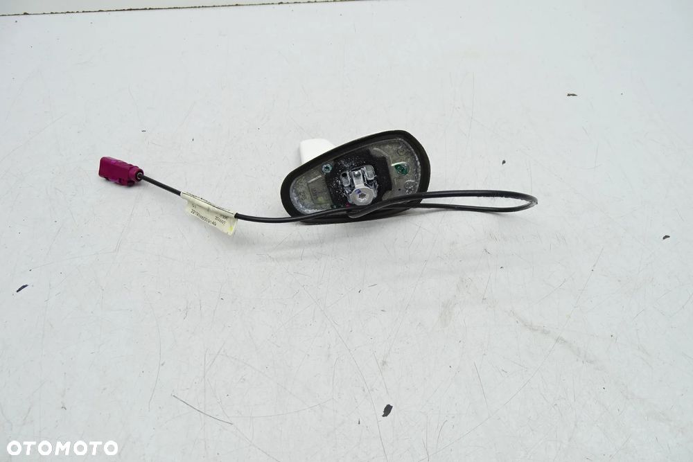 E KLASA W207 LIFT Antena C149 2219056600 - 2