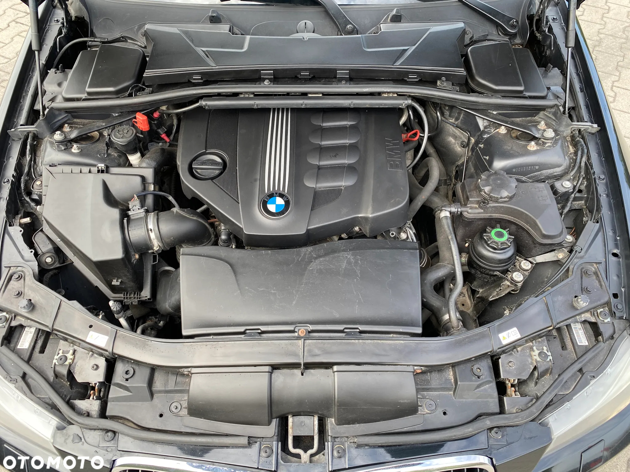 BMW Seria 3 320d DPF Touring - 29