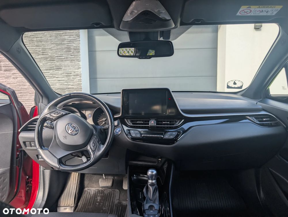 Toyota C-HR Style Selection - 24