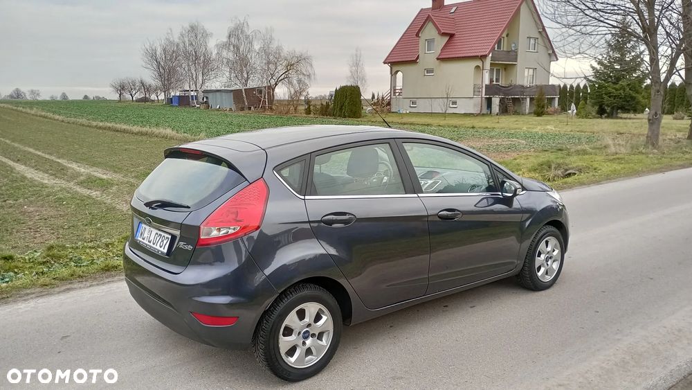 Ford Fiesta 1.25 Champions Edition - 14