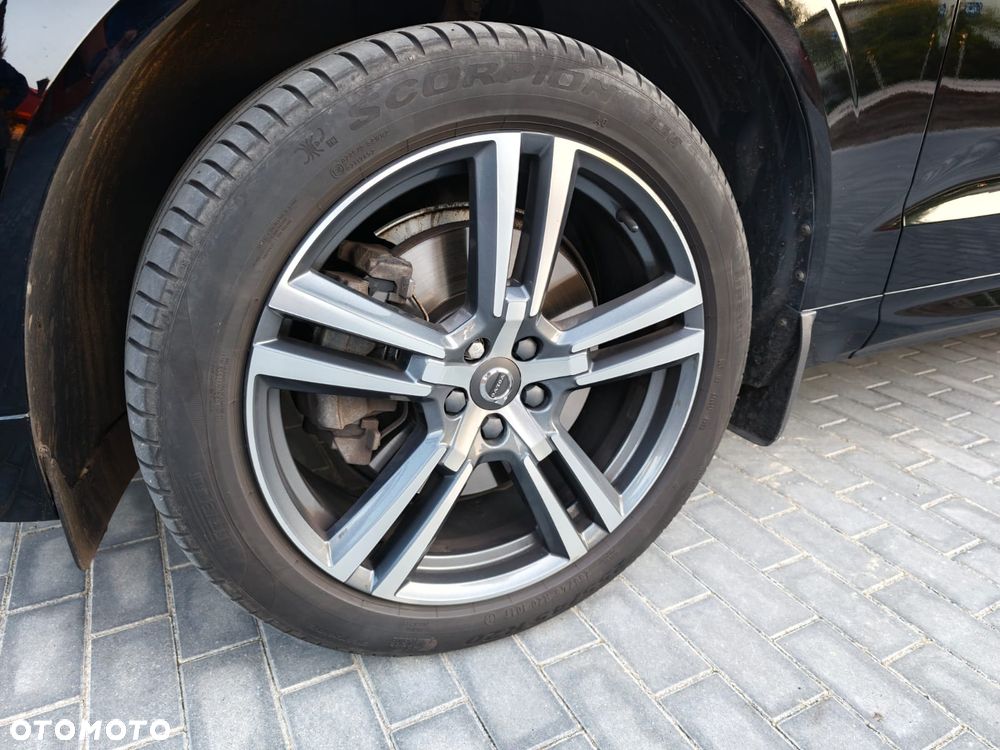 Volvo XC 60 D4 AWD Momentum - 17