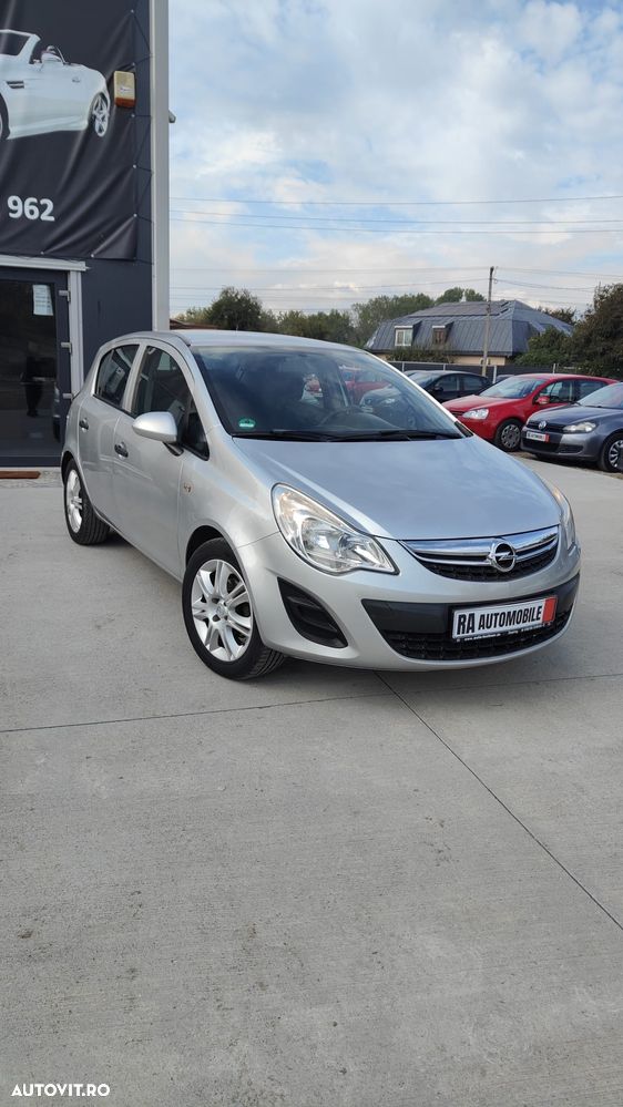 Opel Corsa 1.2 Essentia - 1