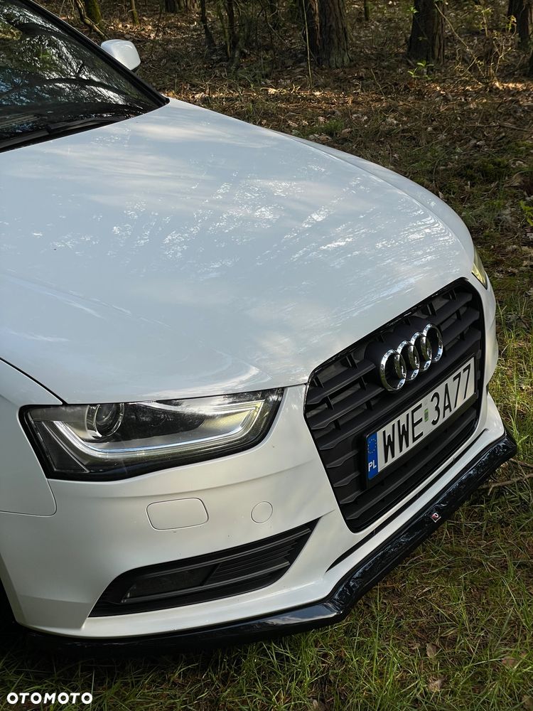 Audi A4 Limousine - 2