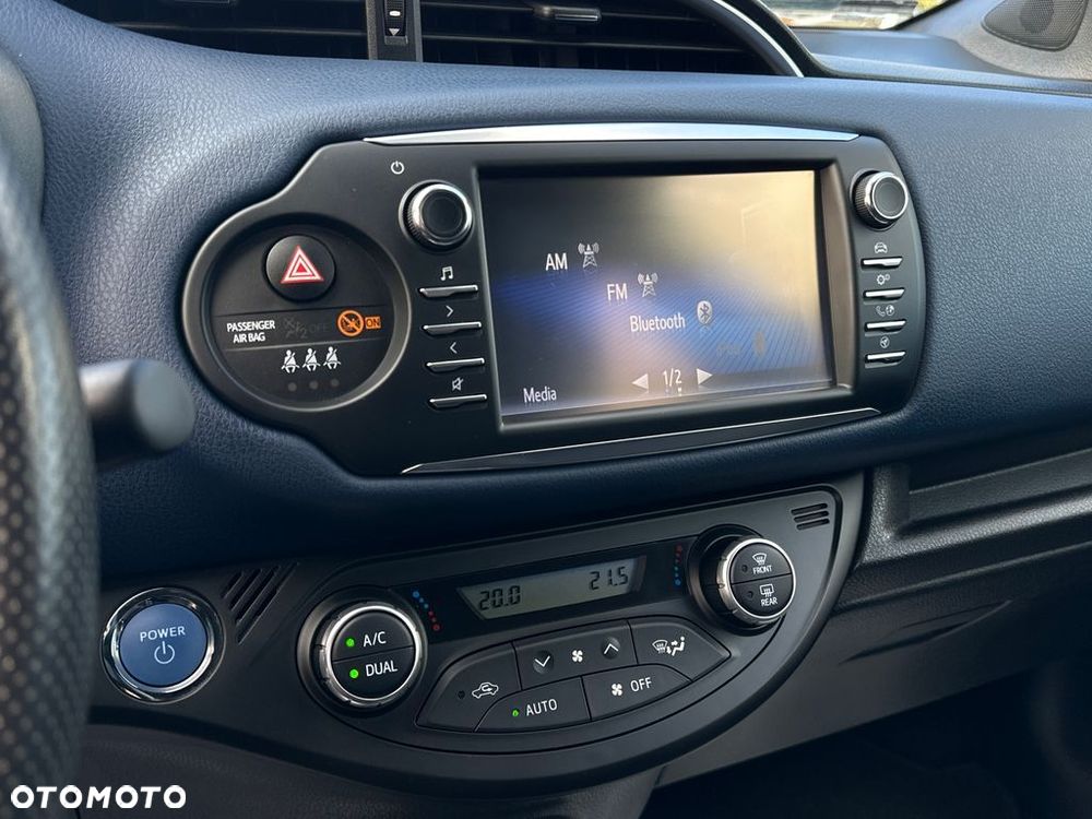 Toyota Yaris - 17