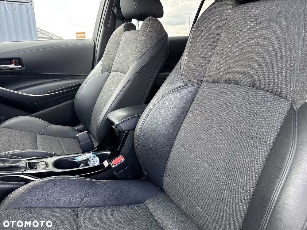 Toyota Corolla 1.8 Hybrid Style - 16