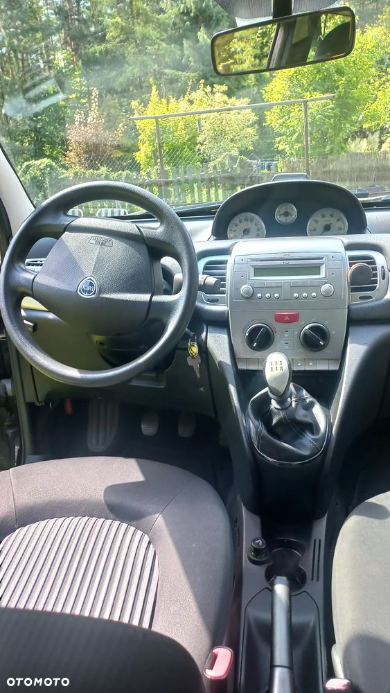 Lancia Ypsilon - 6