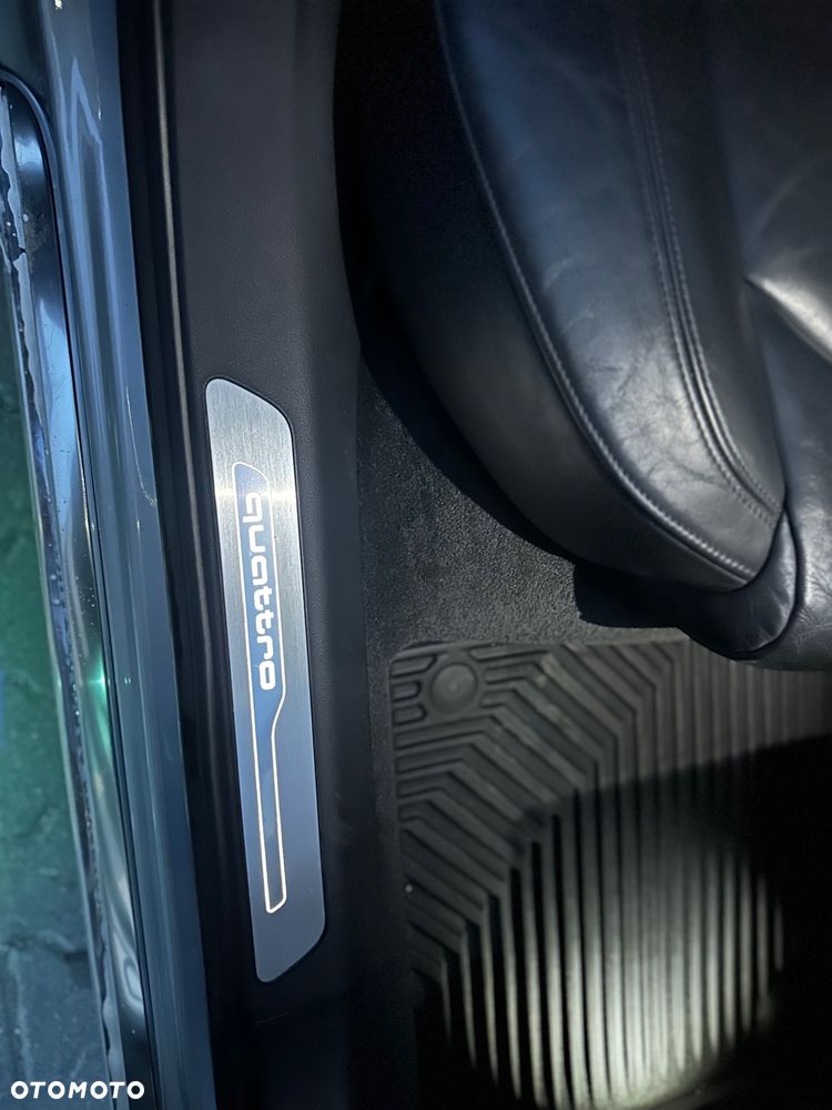 Audi A8 - 21