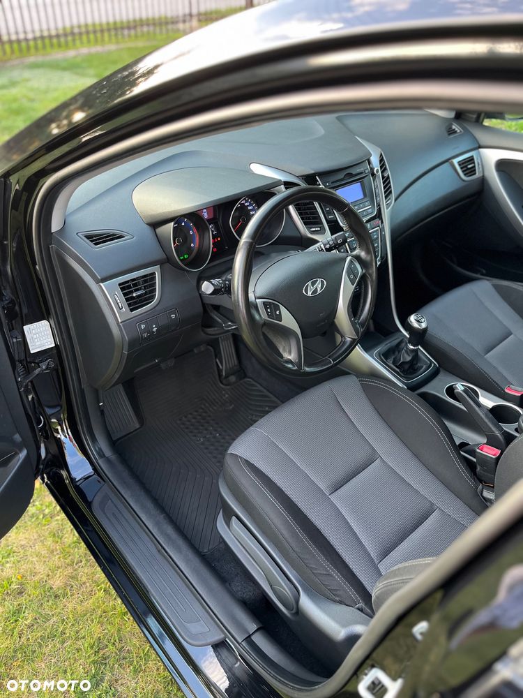 Hyundai i30 1.4 CRDi Trend - 14