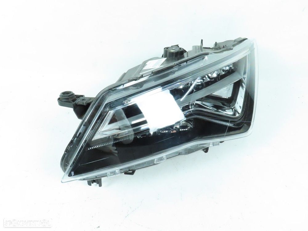 Farol Xenon Esquerdo Seminovo/ Original SEAT ATECA (KH7) 576941773A / 576941007 - 1