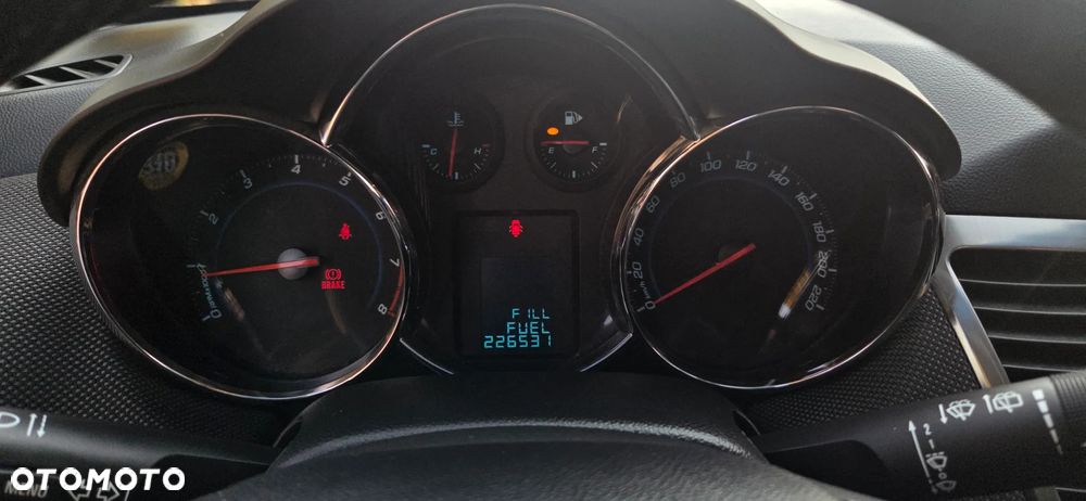 Chevrolet Cruze 1.4 T LTZ - 27