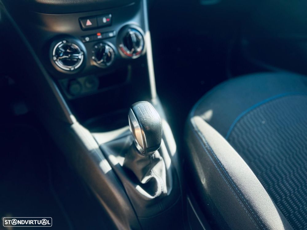 Peugeot 208 1.2 PureTech Active - 28