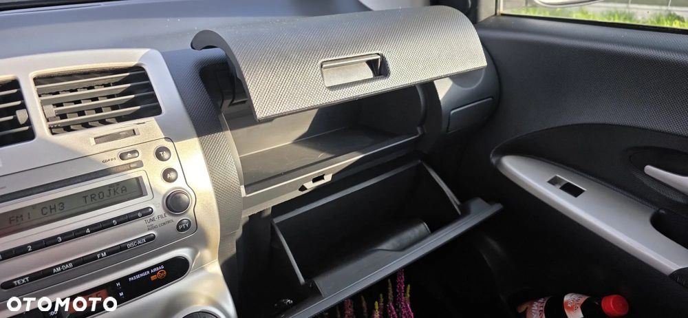 Toyota Urban Cruiser 1.33 Sol EU5 - 8