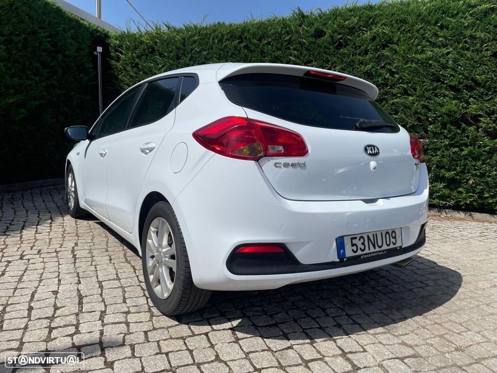 Kia Ceed 1.6 CRDi ECO - 5