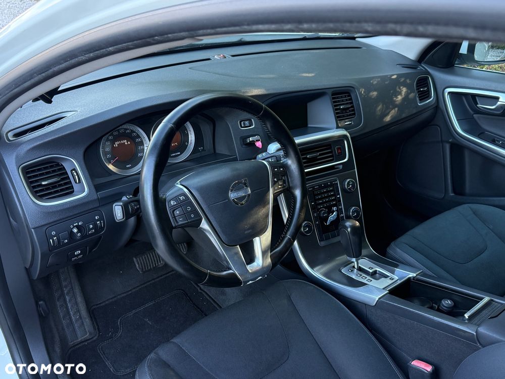 Volvo V60 - 12