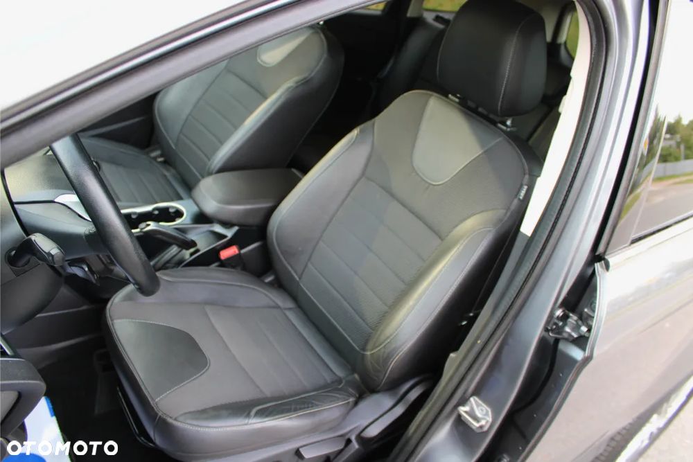 Ford Kuga 2.0 TDCi Titanium - 14