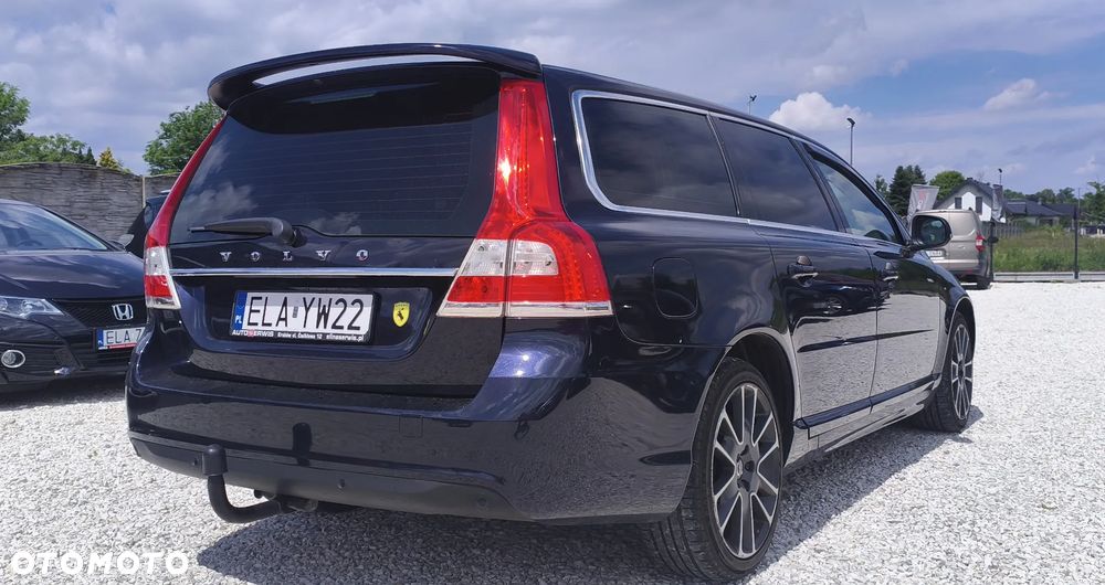 Volvo V70 D4 Momentum - 21