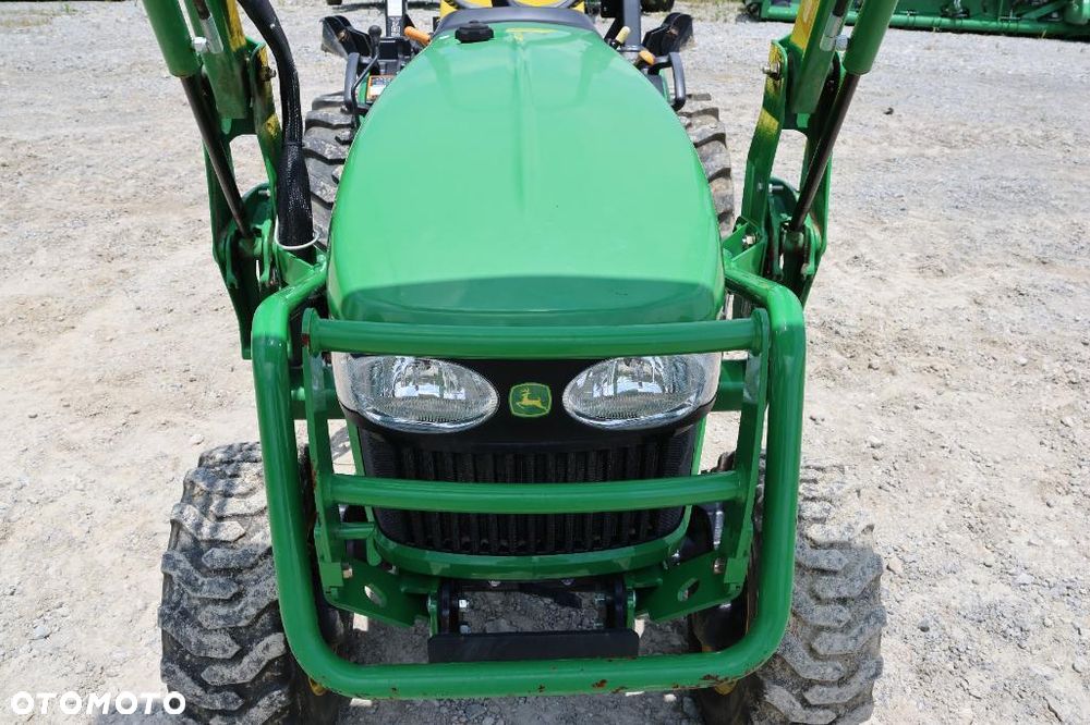 John Deere 2520 - 32